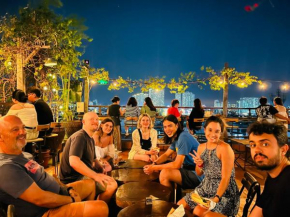 Saigon Authentic Alley Hostel - Daily Walking Morning City Tour, Fresh Daily Breakfast, Gym & Rooftop Billiard